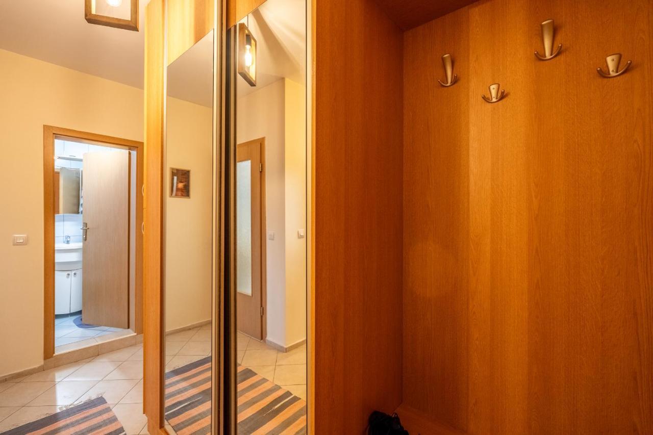 Premium Comfy 2Bdr Apt - Free Parking - Fast Wi-Fi София Екстериор снимка