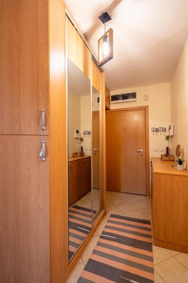 Premium Comfy 2Bdr Apt - Free Parking - Fast Wi-Fi София Екстериор снимка