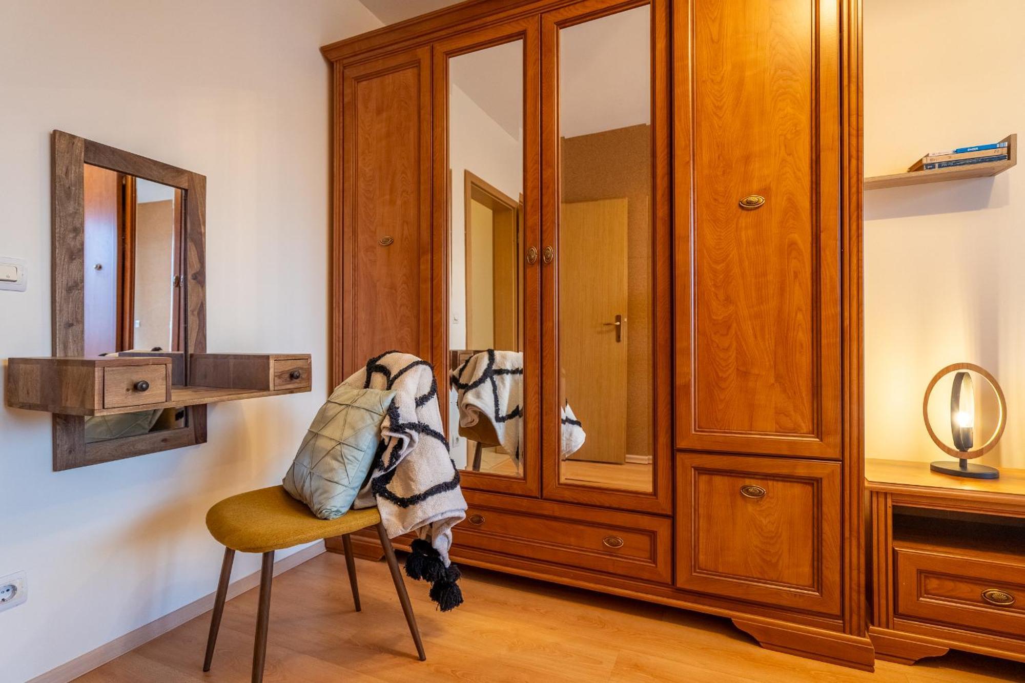 Premium Comfy 2Bdr Apt - Free Parking - Fast Wi-Fi София Екстериор снимка