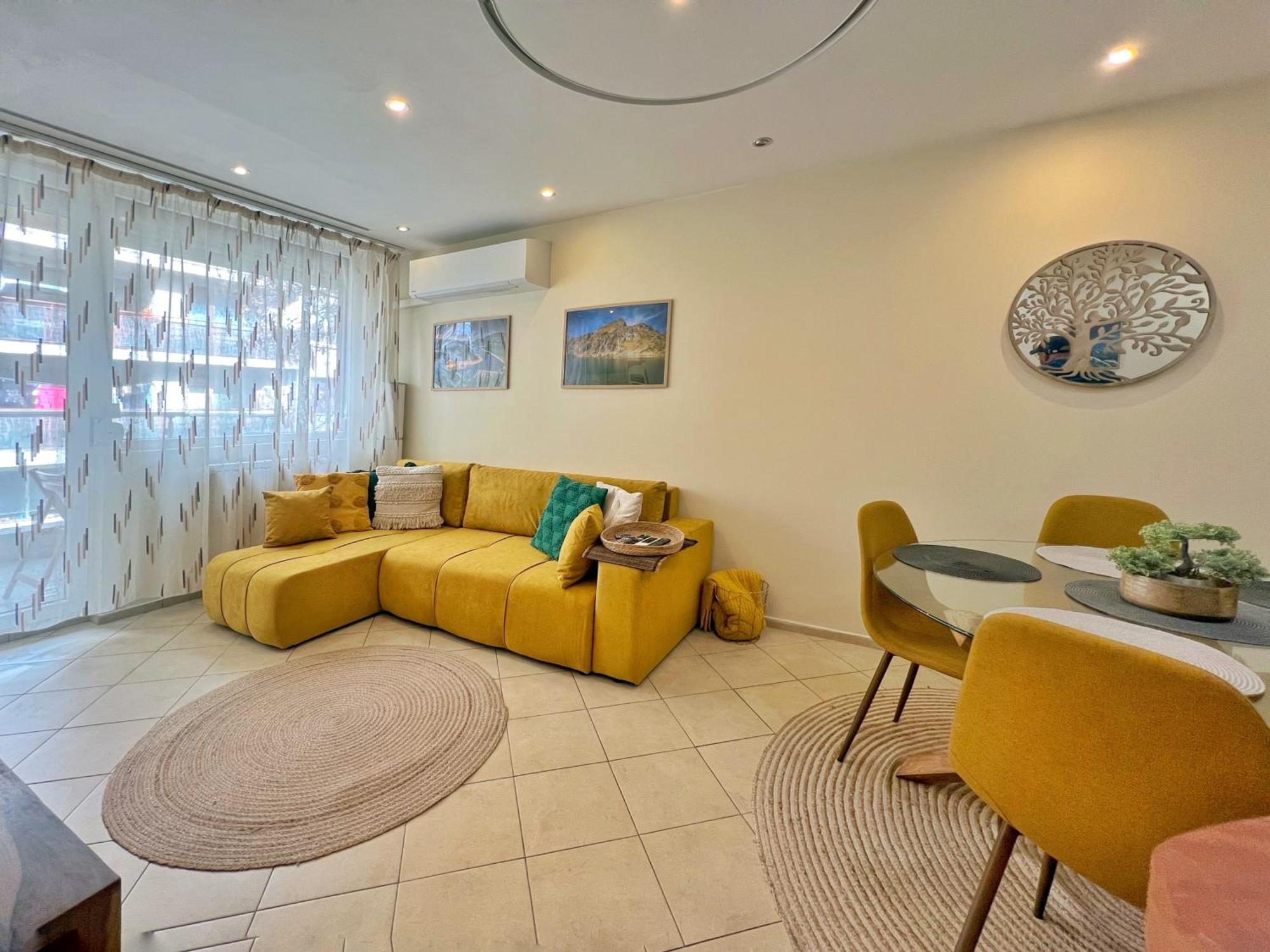 Premium Comfy 2Bdr Apt - Free Parking - Fast Wi-Fi София Екстериор снимка